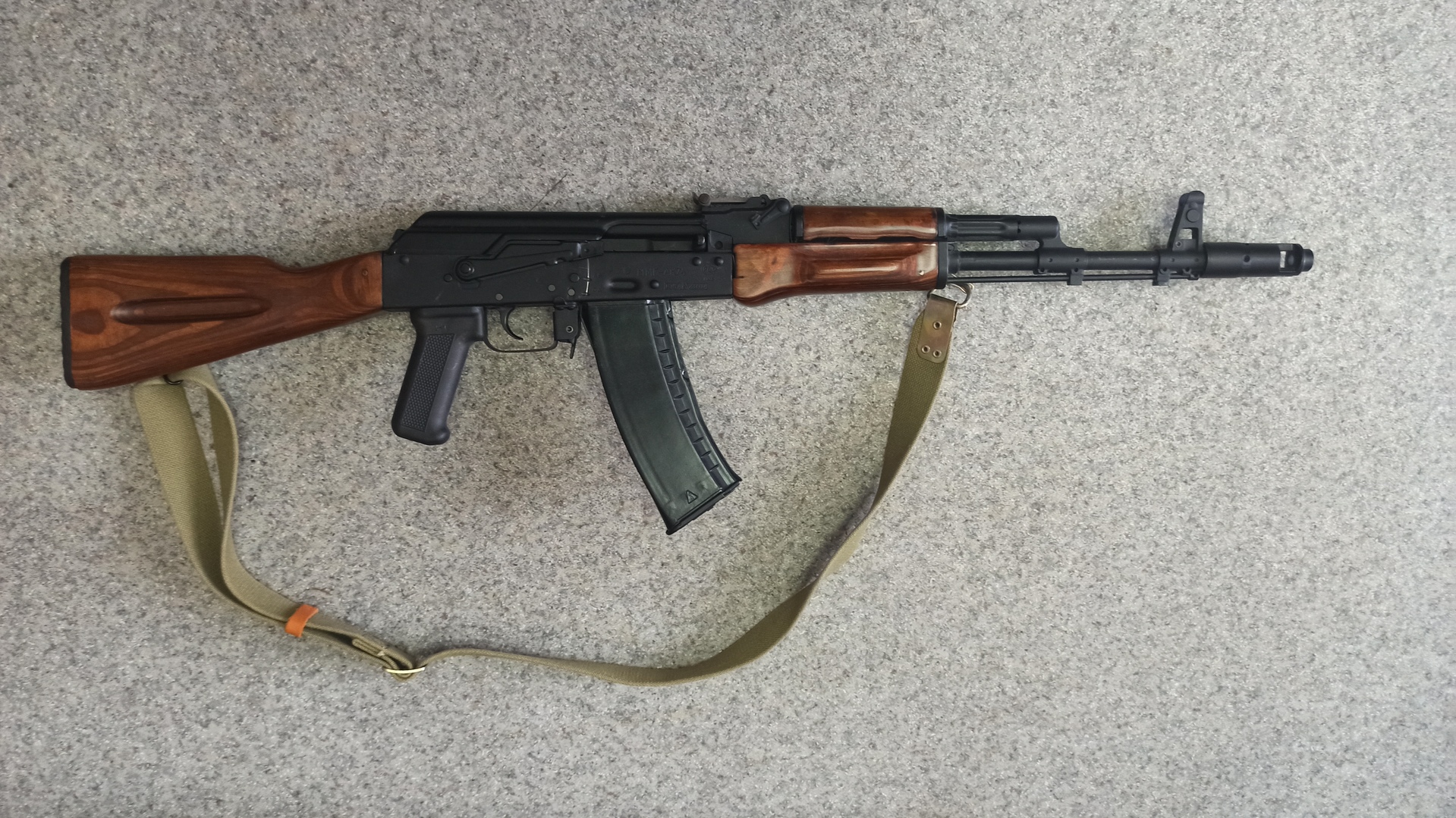 ак - 74 :Аукцион