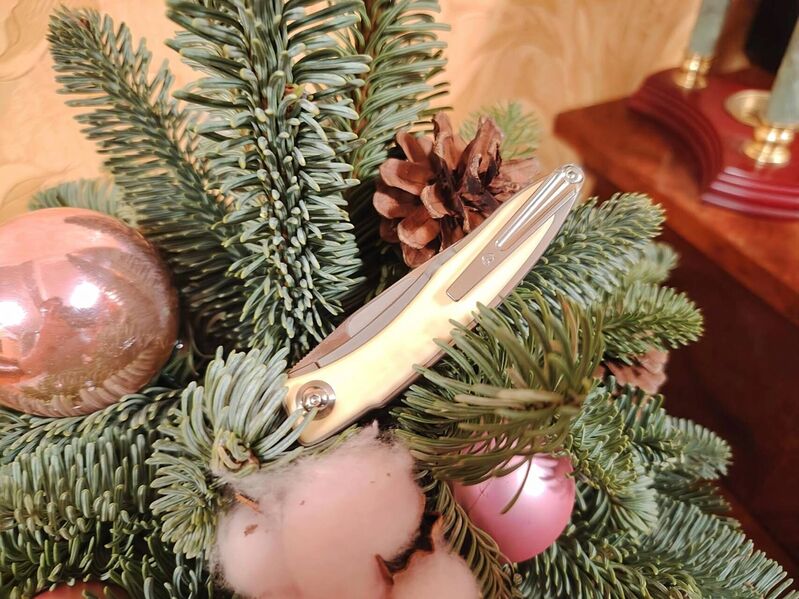 click for enlarge 1707 X 1280 284.9 Kb